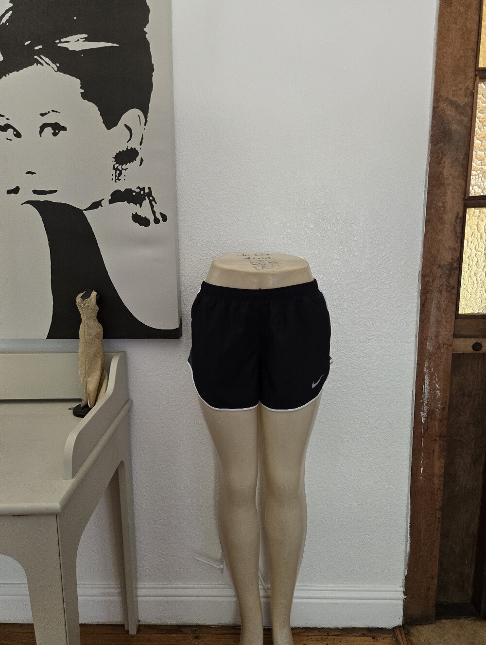 NWT Womens Nike Women's Black Running Athletic Shorts with White Piping Size L